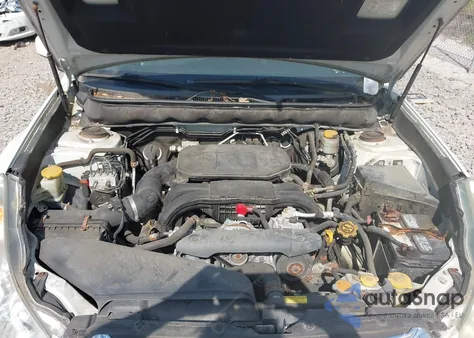 2010 Subaru Outback 2.5I Premium z USA, uszkodzony, nr VIN 4S4BRBCC6A3361874